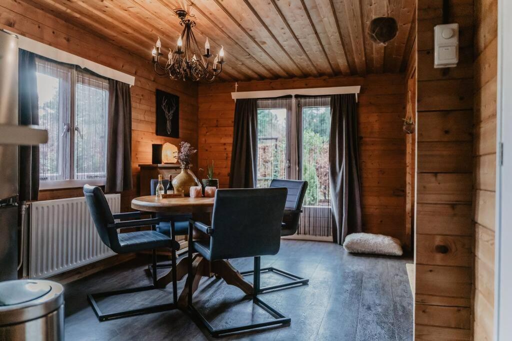 Cosy And Romantic Forest House Met Sauna Op De Veluwe Putten Exterior foto